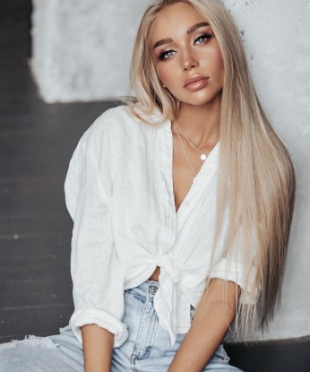 Анкета проститутки Татьяна - Фото 1, Бобров, 20 лет, №3171